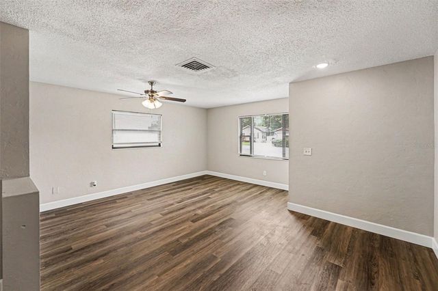 4041 53RD AVENUE N, St Petersburg, FL 33714