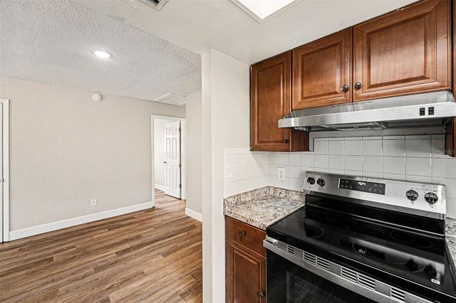 4041 53RD AVENUE N, St Petersburg, FL 33714