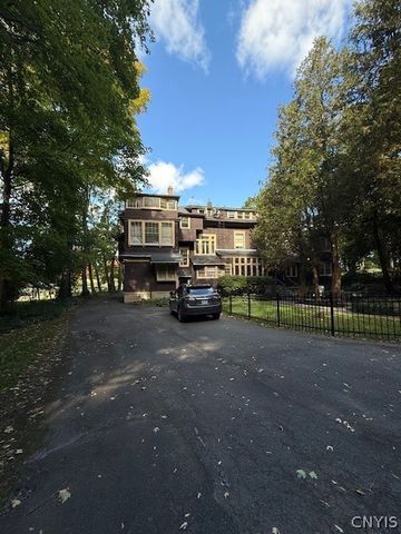1618 James Street 3, Syracuse, NY 13203