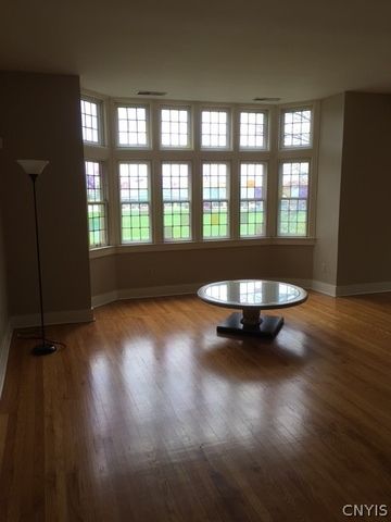 1618 James Street 3, Syracuse, NY 13203