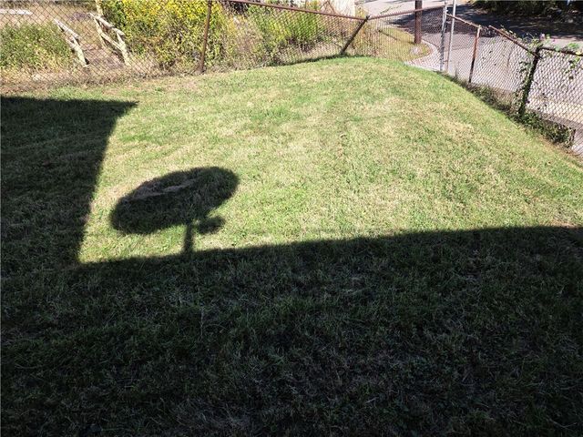 8425 Dersam Street, Homewood Brushton, PA 15235