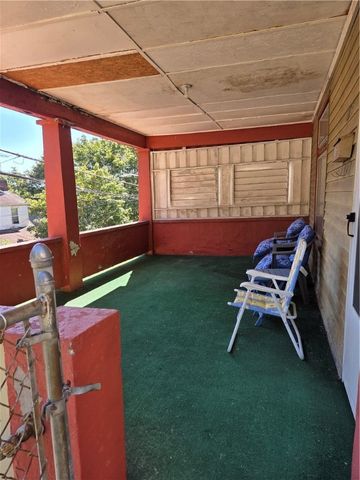 8425 Dersam Street, Homewood Brushton, PA 15235