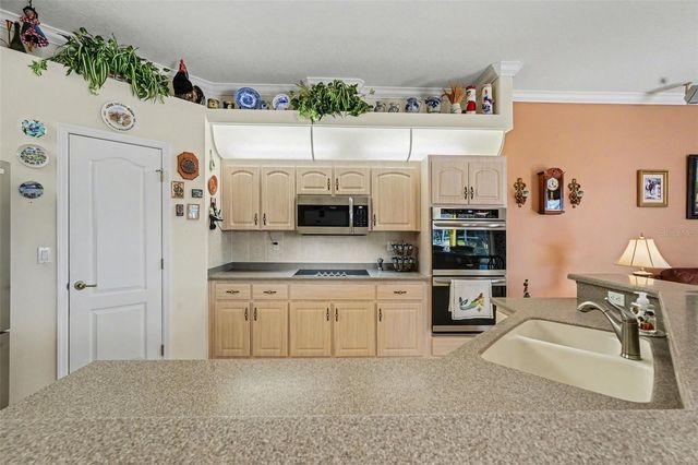 13783 RUDI LOOP, Spring Hill, FL 34609