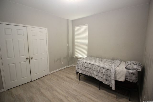 109 ANCHOR BLF, Universal City, TX 78148