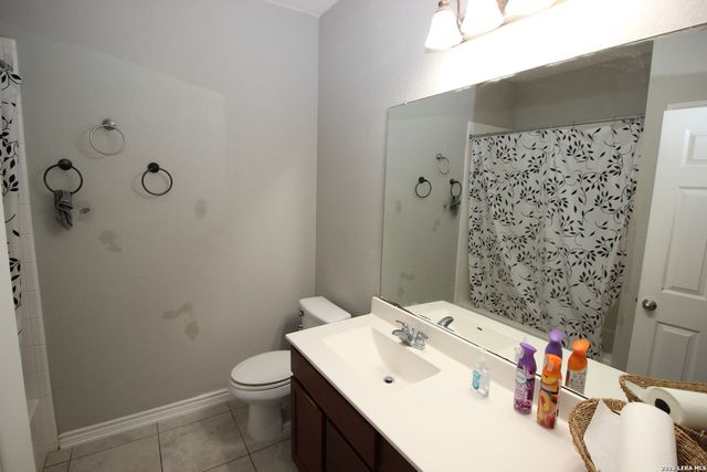 109 ANCHOR BLF, Universal City, TX 78148