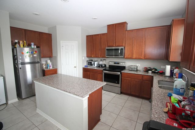 109 ANCHOR BLF, Universal City, TX 78148