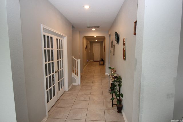 109 ANCHOR BLF, Universal City, TX 78148