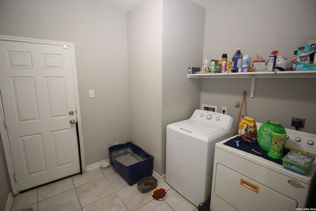 109 ANCHOR BLF, Universal City, TX 78148