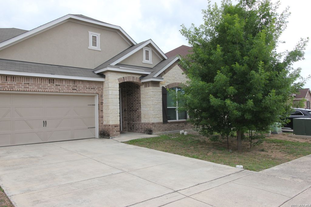 109 ANCHOR BLF, Universal City, TX 78148