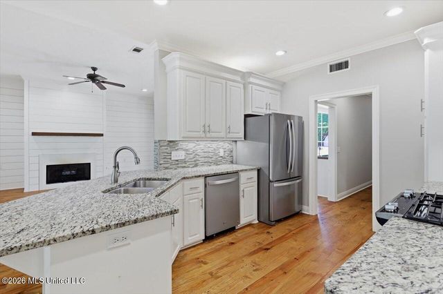 115 Eastside Drive, Brandon, MS 39047