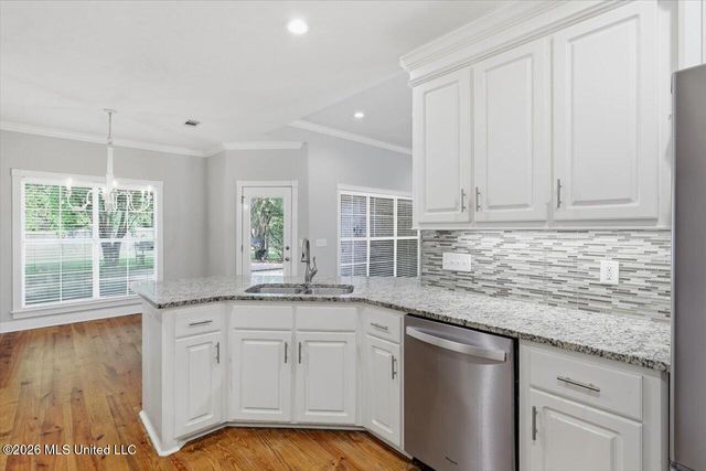 115 Eastside Drive, Brandon, MS 39047