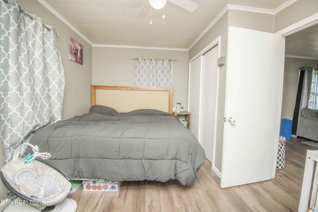 408 Quince Robinson Lane, Greenback, TN 37742