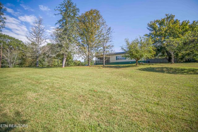 408 Quince Robinson Lane, Greenback, TN 37742