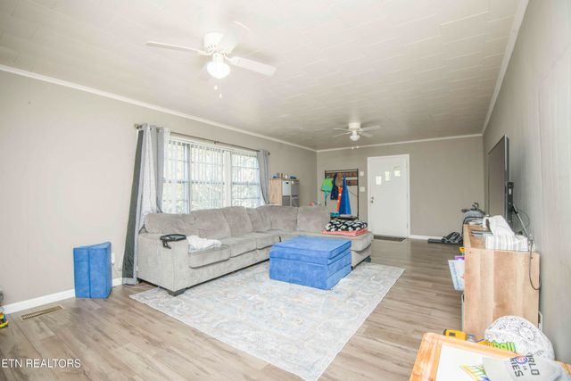 408 Quince Robinson Lane, Greenback, TN 37742