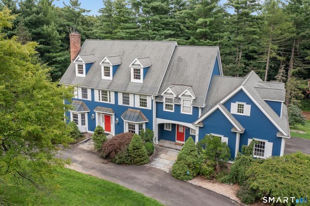 9 Glenmor Drive, Newtown, CT 06470