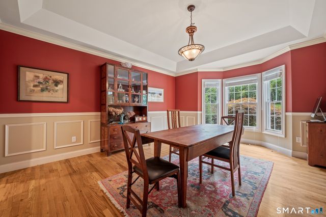 9 Glenmor Drive, Newtown, CT 06470