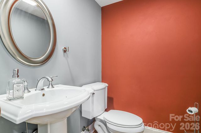 522 Glen Cannon Drive, Pisgah Forest, NC 28768