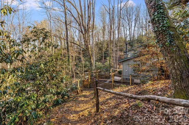 522 Glen Cannon Drive, Pisgah Forest, NC 28768