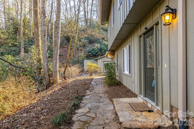 522 Glen Cannon Drive, Pisgah Forest, NC 28768