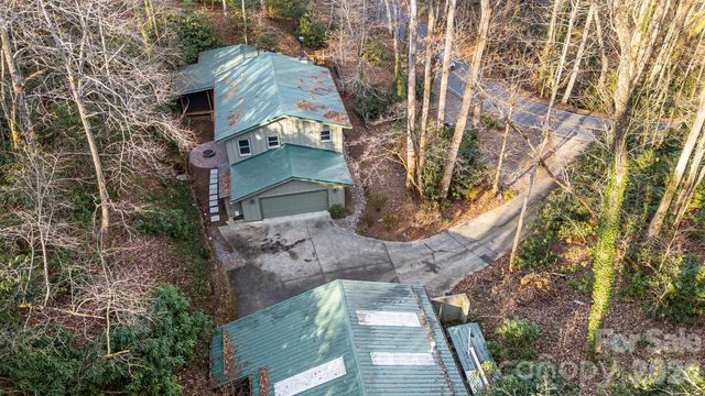 522 Glen Cannon Drive, Pisgah Forest, NC 28768