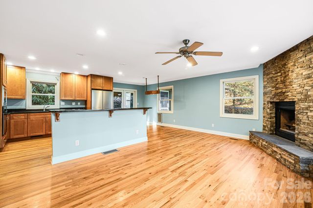 522 Glen Cannon Drive, Pisgah Forest, NC 28768