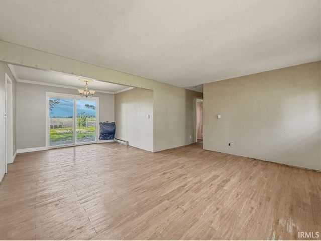 1208 S State Road 213, Tipton, IN 46072