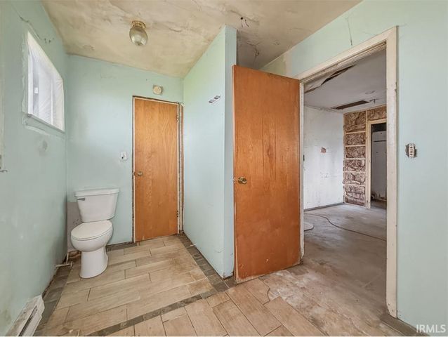 1208 S State Road 213, Tipton, IN 46072