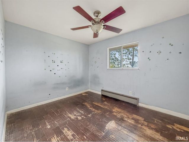 1208 S State Road 213, Tipton, IN 46072