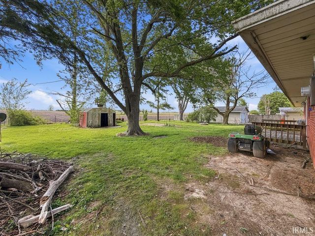 1208 S State Road 213, Tipton, IN 46072