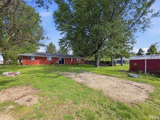 1208 S State Road 213, Tipton, IN 46072
