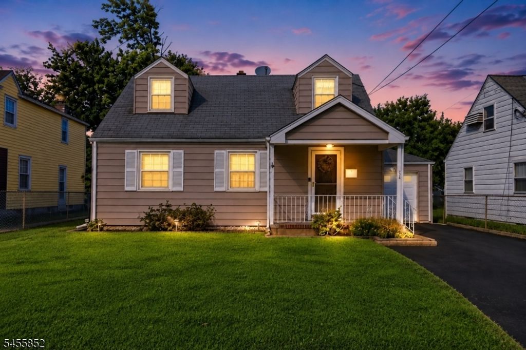 24 Sunset Dr, Clark Twp., NJ 07066 — photo 2