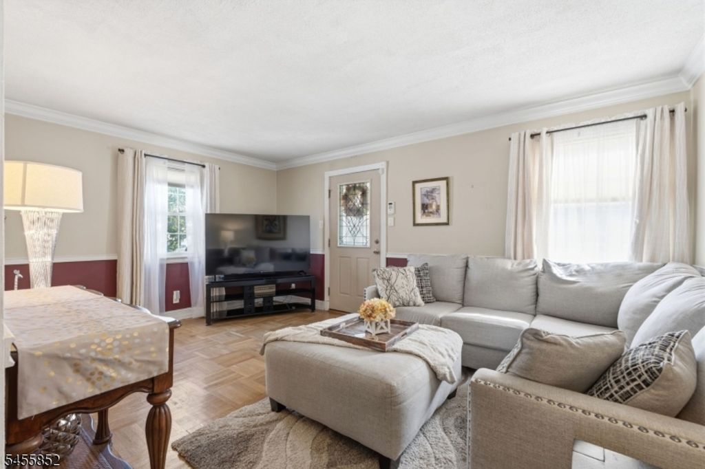 24 Sunset Dr, Clark Twp., NJ 07066 — photo 3