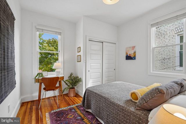914 C ST NE, Washington, DC 20002