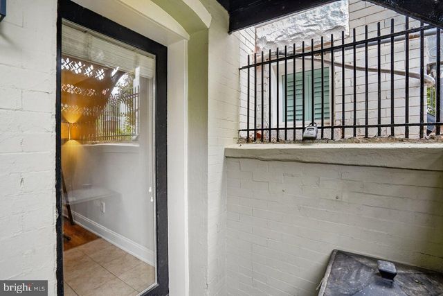 914 C ST NE, Washington, DC 20002