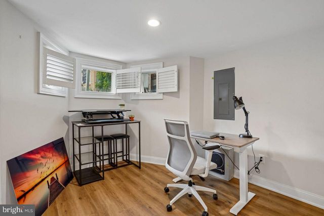 914 C ST NE, Washington, DC 20002
