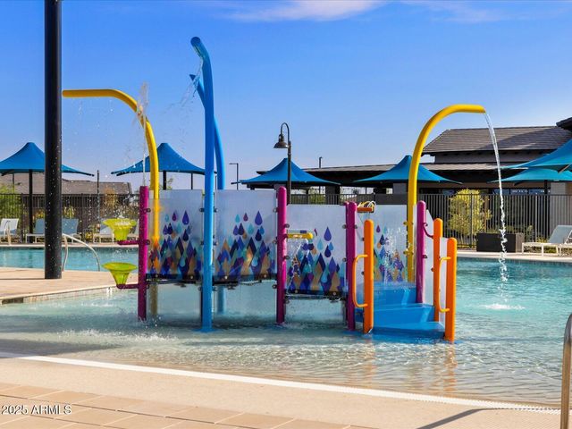 15966 W COTTONTAIL Lane, Surprise, AZ 85387