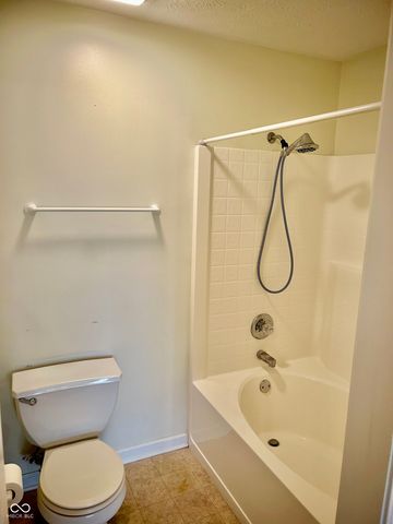 1004 Wild Ivy Trail, Franklin, IN 46131