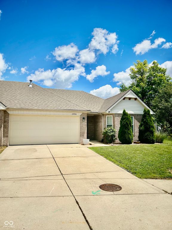 1004 Wild Ivy Trail, Franklin, IN 46131
