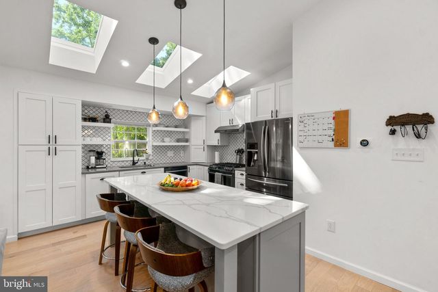 10901 FOX SPARROW CT, Fairfax, VA 22032