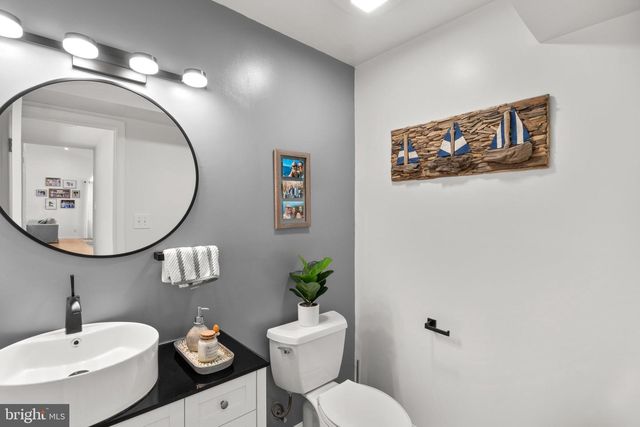 10901 FOX SPARROW CT, Fairfax, VA 22032