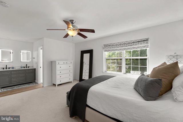10901 FOX SPARROW CT, Fairfax, VA 22032