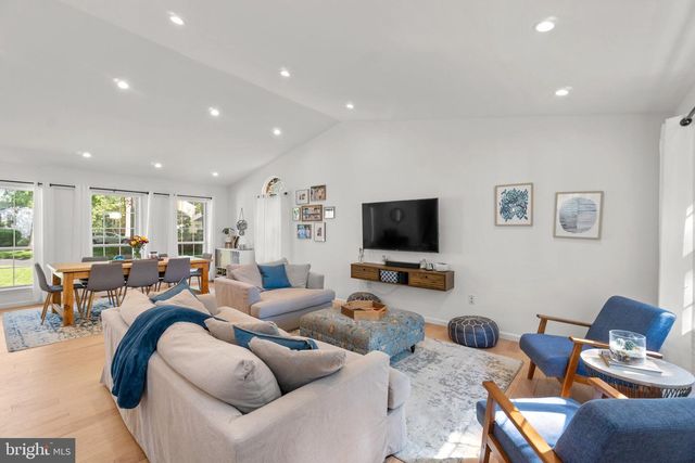 10901 FOX SPARROW CT, Fairfax, VA 22032