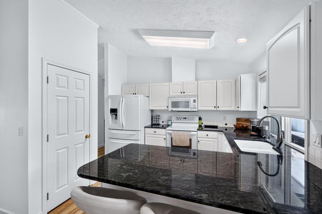 23020 E Boone Ave, Liberty Lake, WA 99019