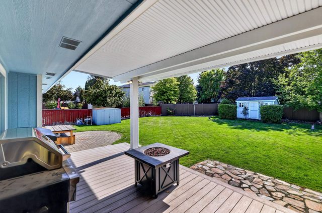 23020 E Boone Ave, Liberty Lake, WA 99019