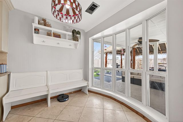 805 Camelot Lane, Friendswood, TX 77546