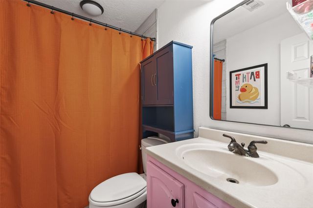 805 Camelot Lane, Friendswood, TX 77546