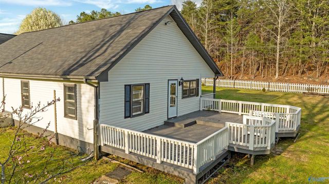 3503 NE Wallace Avenue, Fort Payne, AL 35967