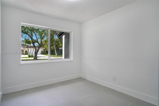 321 NW 36th Street, Oakland Park, FL 33309