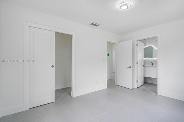 321 NW 36th Street, Oakland Park, FL 33309