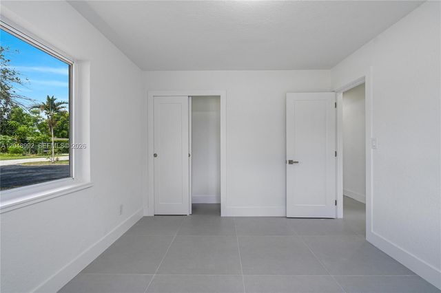 321 NW 36th Street, Oakland Park, FL 33309